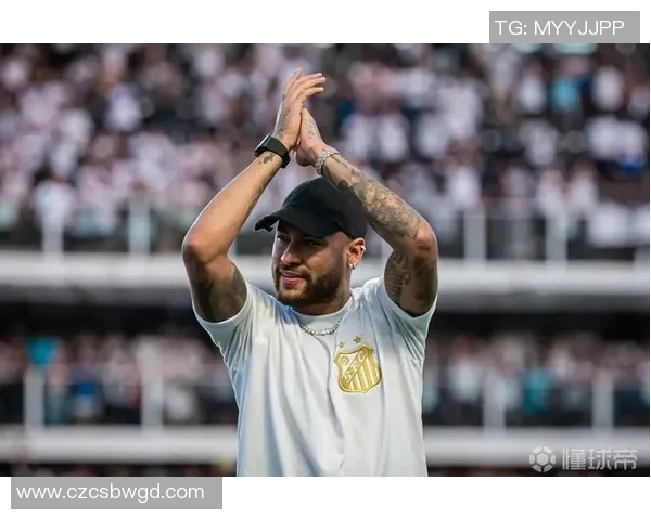 内马尔：从巴西天才到全球足坛巨星的成长历程与荣耀之路